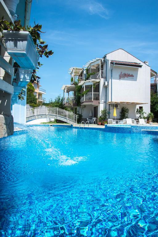 The Poolhouse Apartment Sunny Beach Ngoại thất bức ảnh